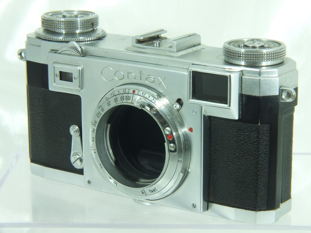 Contax ll 革ケース付き 故障品 1937年戦前のカメラ - フィルムカメラ