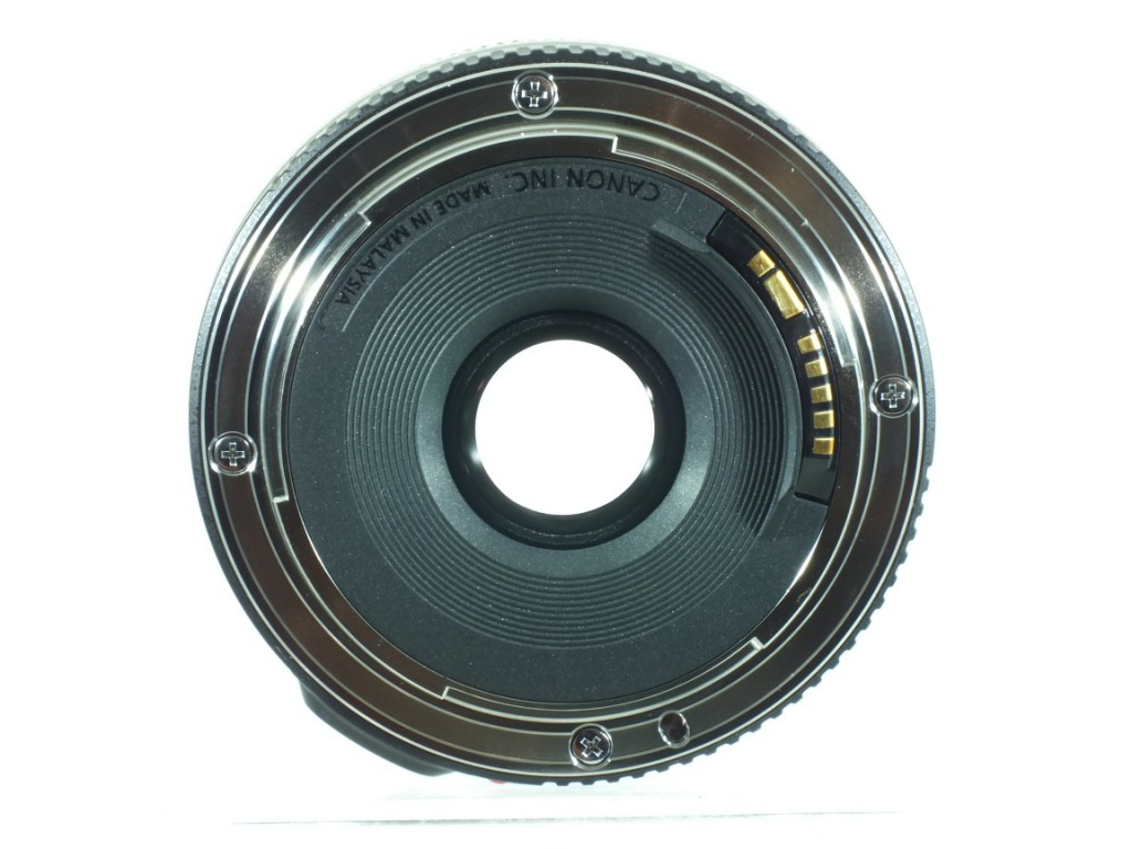 Canon(キヤノン) EF 40mmF2.8 STM | 新宿の稀少中古カメラ・フィルムカメラ販売/高額買取ならラッキーカメラ店