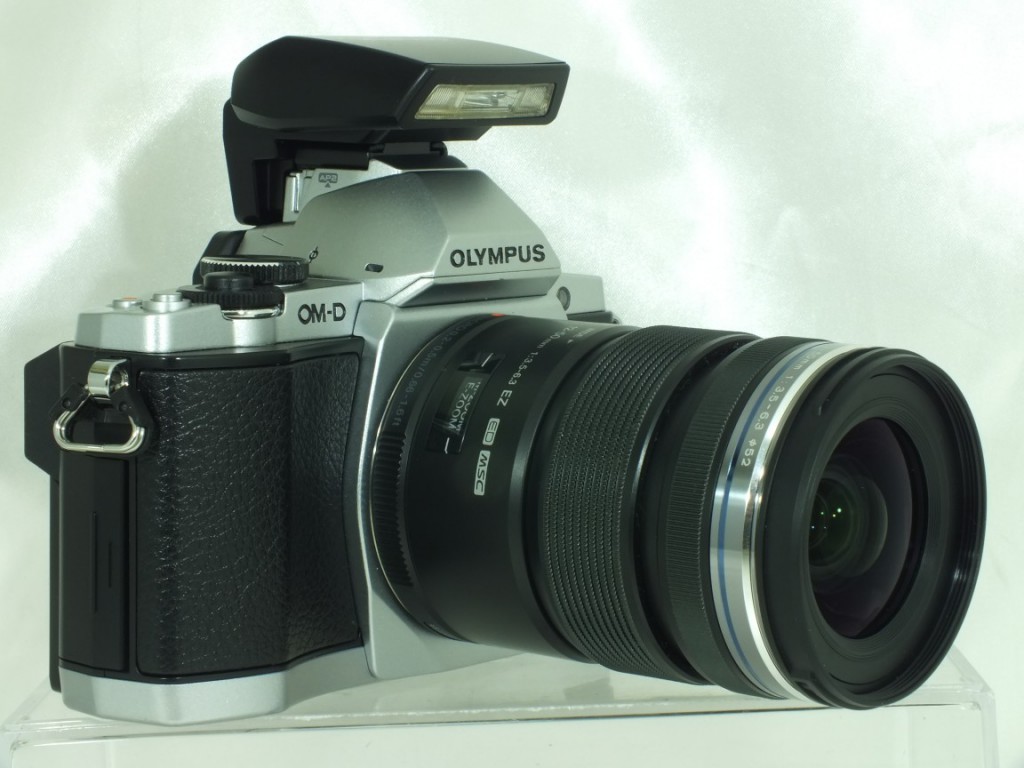 OLYMPUS(オリンパス) OM-D EM-5 12-50mmF3.5-6.3 | 新宿の稀少中古カメラ・フィルムカメラ販売/高額買取なら
