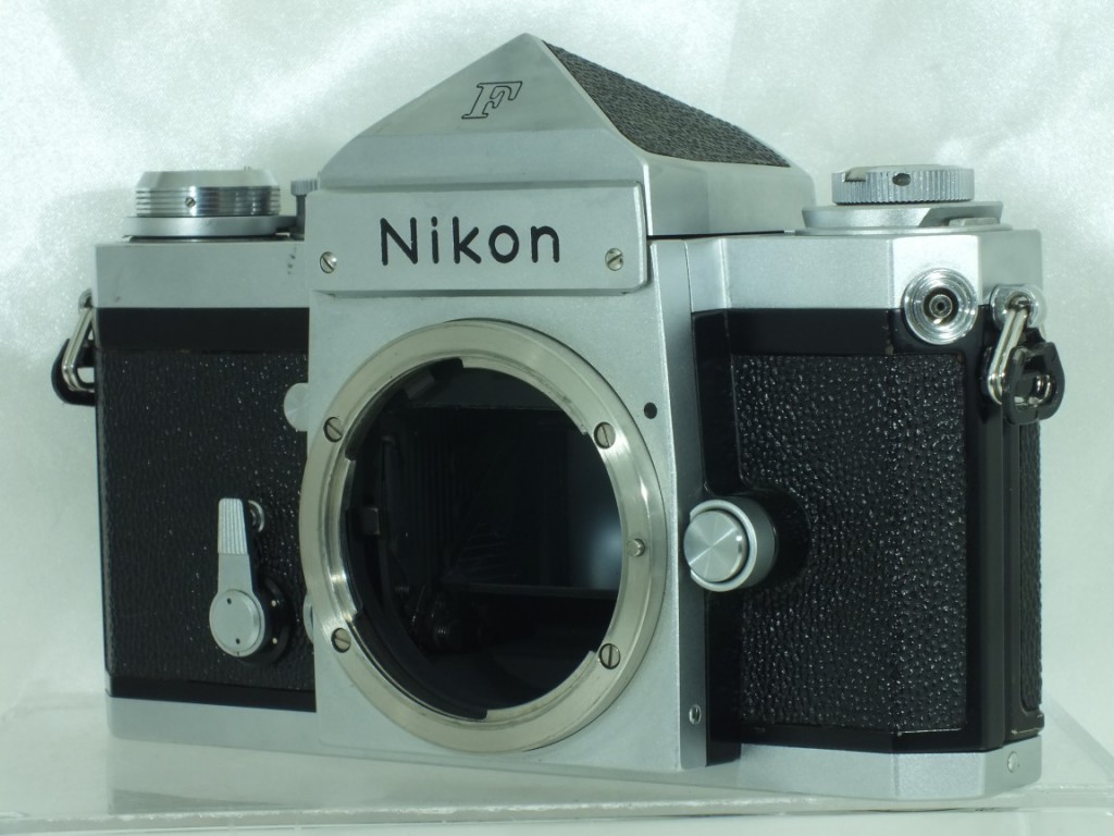 Nikon(ニコン) Fアイレベル ボディ | 新宿の稀少中古カメラ・フィルムカメラ販売/高額買取ならラッキーカメラ店