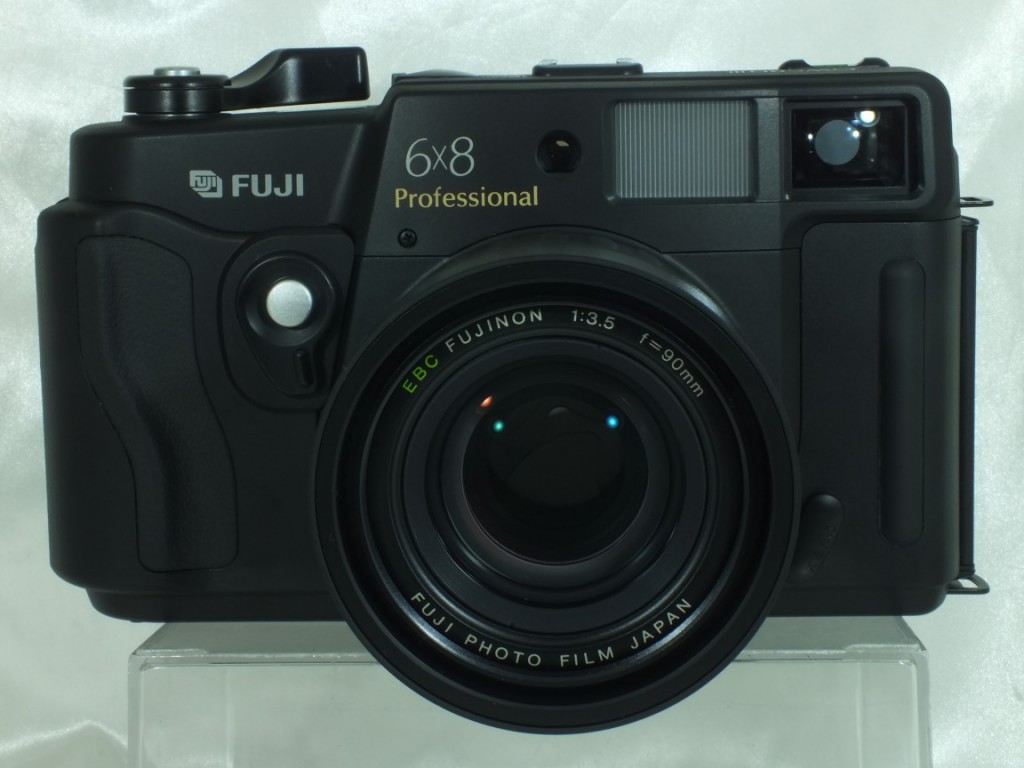 FUJIFILM(フジフィルム) GW680III | 新宿の稀少中古カメラ・フィルムカメラ販売/高額買取ならラッキーカメラ店