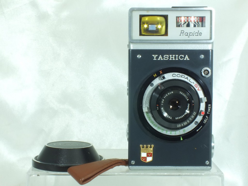 生まれのブランドで レア YASHICA f=2.8cm カメラ ラピード Rapide 