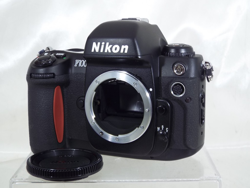Nikon(ニコン) F100 ボディー | 新宿の稀少中古カメラ・フィルムカメラ販売/高額買取ならラッキーカメラ店