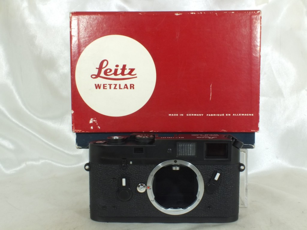 LEICA(ライカ) M4 ブラッククロームボディ | 新宿の稀少中古カメラ 