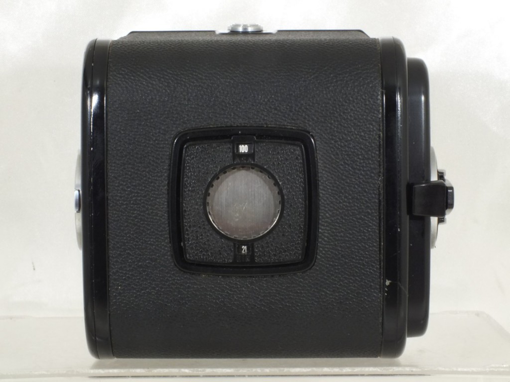 HASSELBLAD(ハッセルブラッド) A-16 フィルムマガジン ブラック | 新宿の稀少中古カメラ・フィルム カメラ販売/高額買取ならラッキーカメラ店