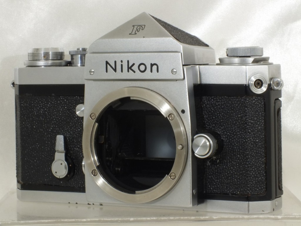 ニコン　Nikon F アイレベル フィルムカメラボディ