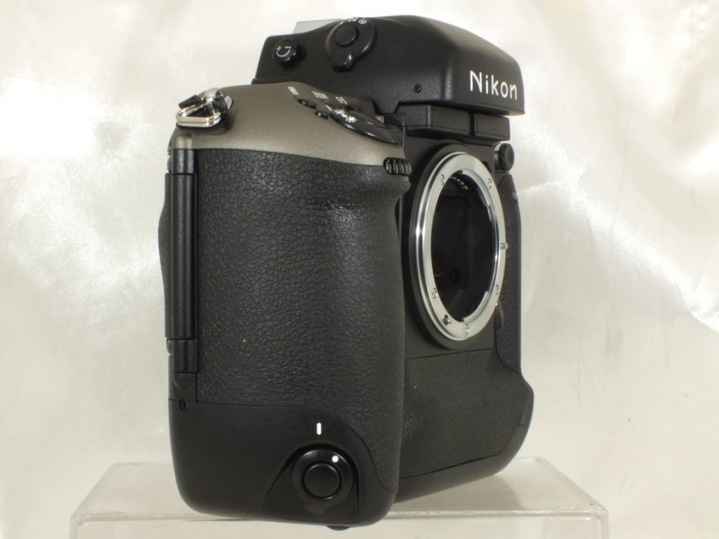 Nikon(ニコン) F5 ボディ 50周年記念モデル | 新宿の稀少中古カメラ 