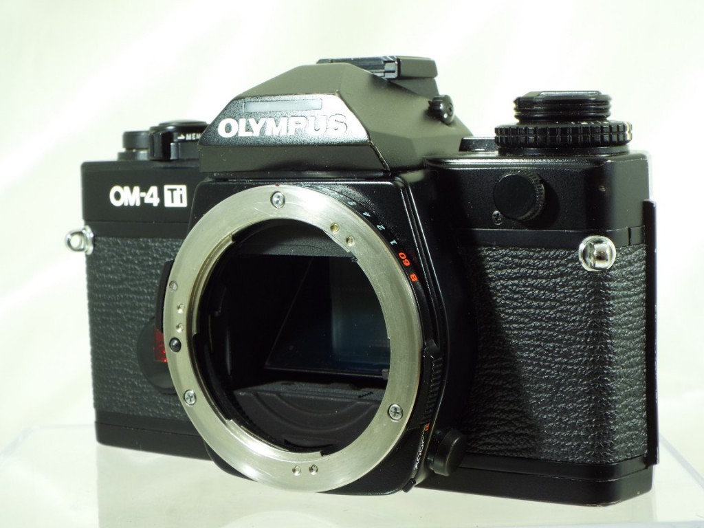 C25032701