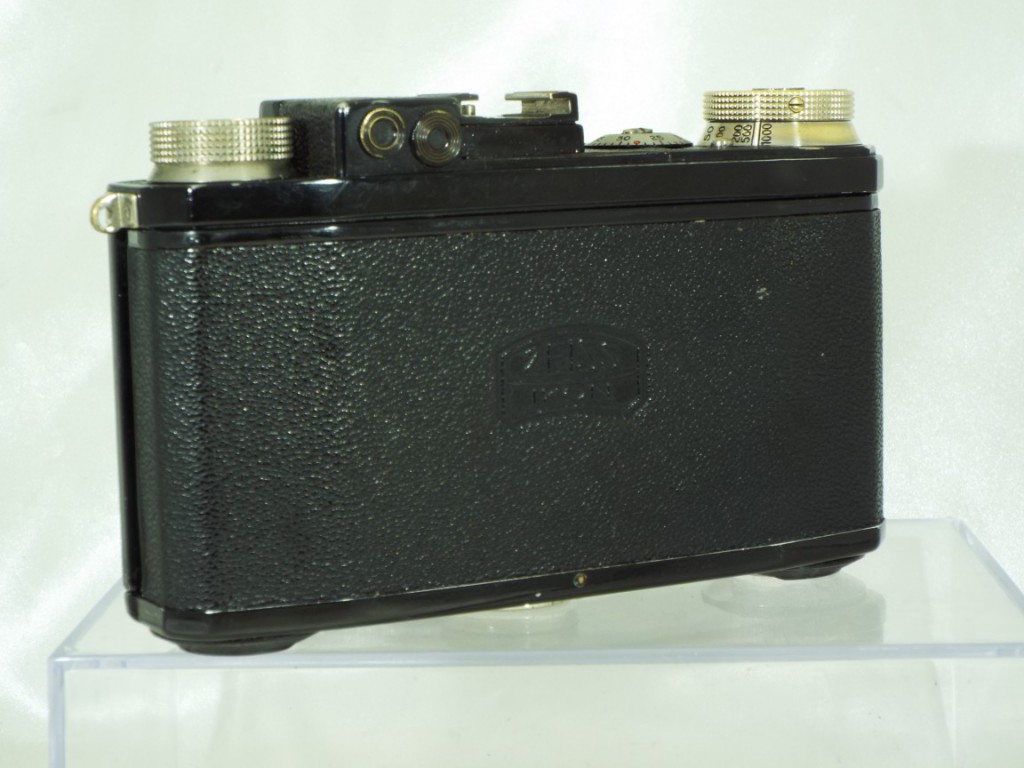 C25042307