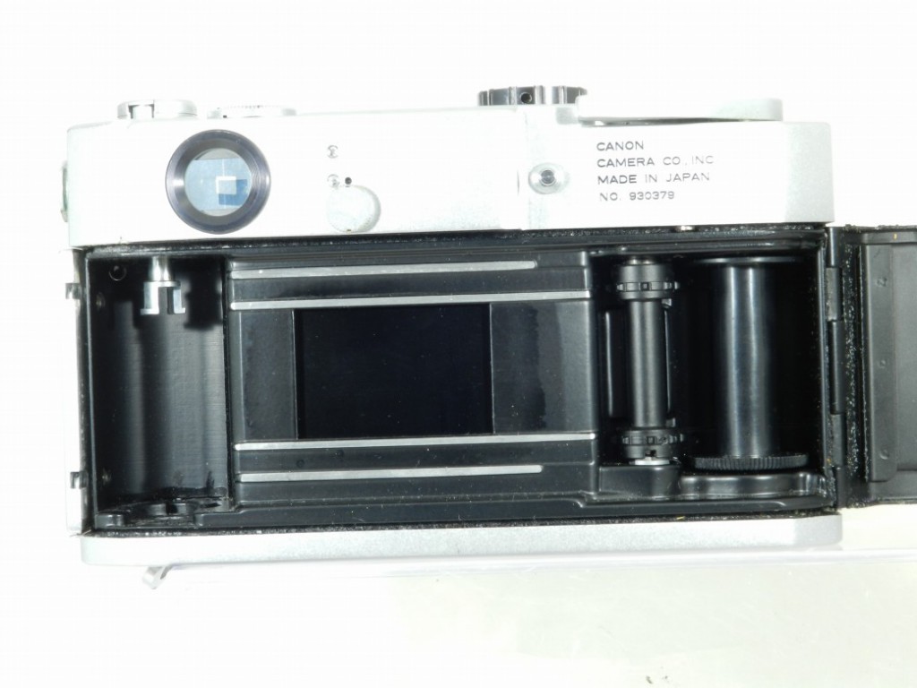 E25061303