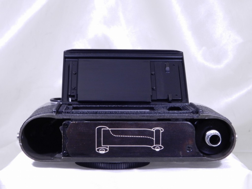 F26063001