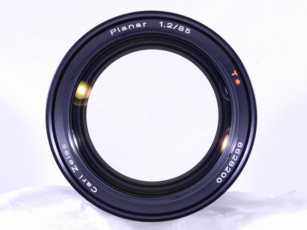 C26093001