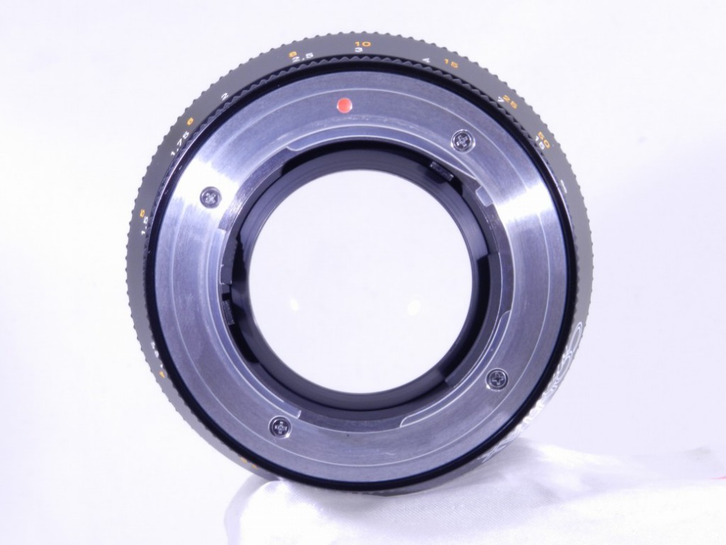C26093001